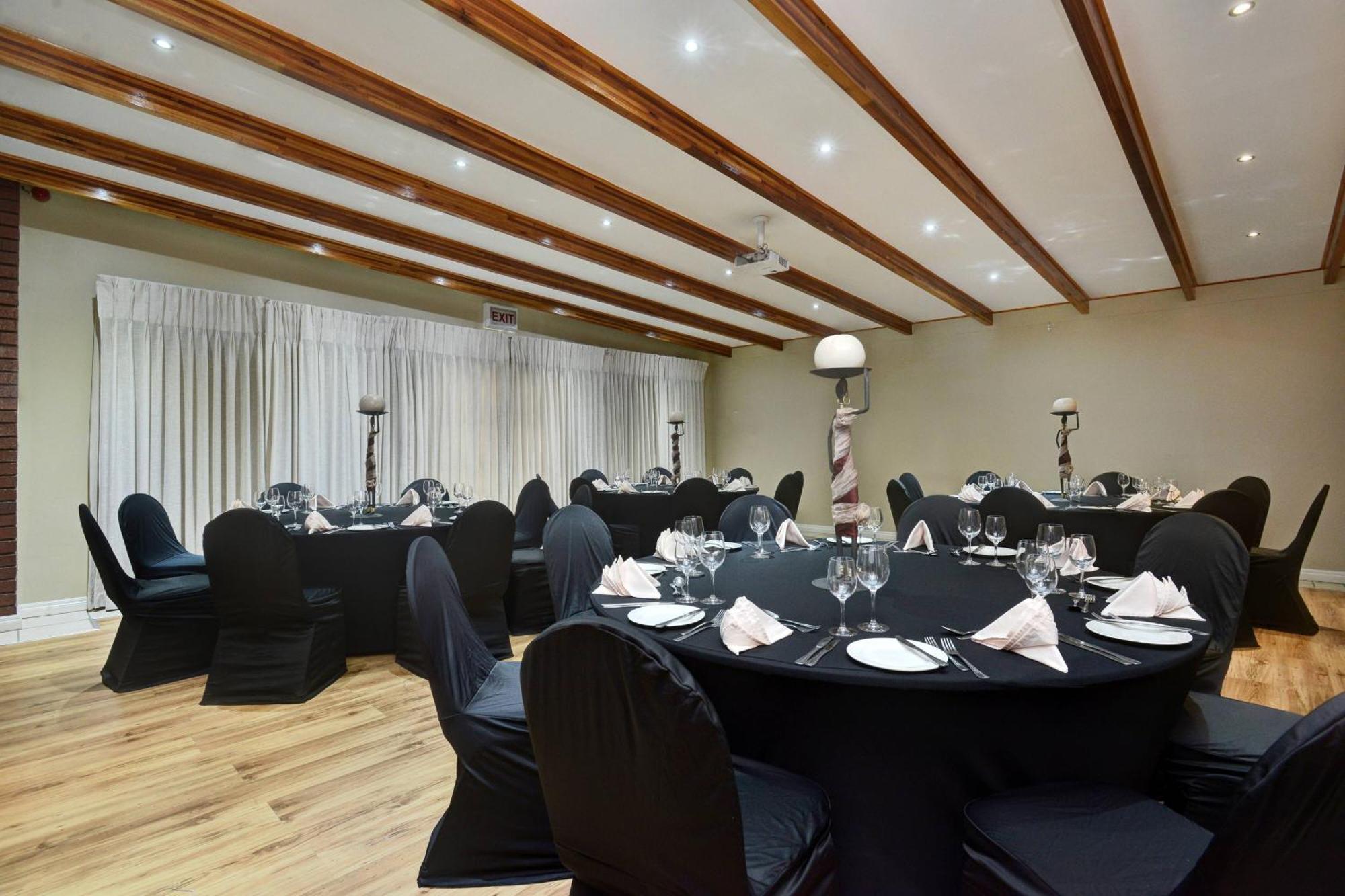Protea Hotel By Marriott Mahikeng Mafikeng Zewnętrze zdjęcie