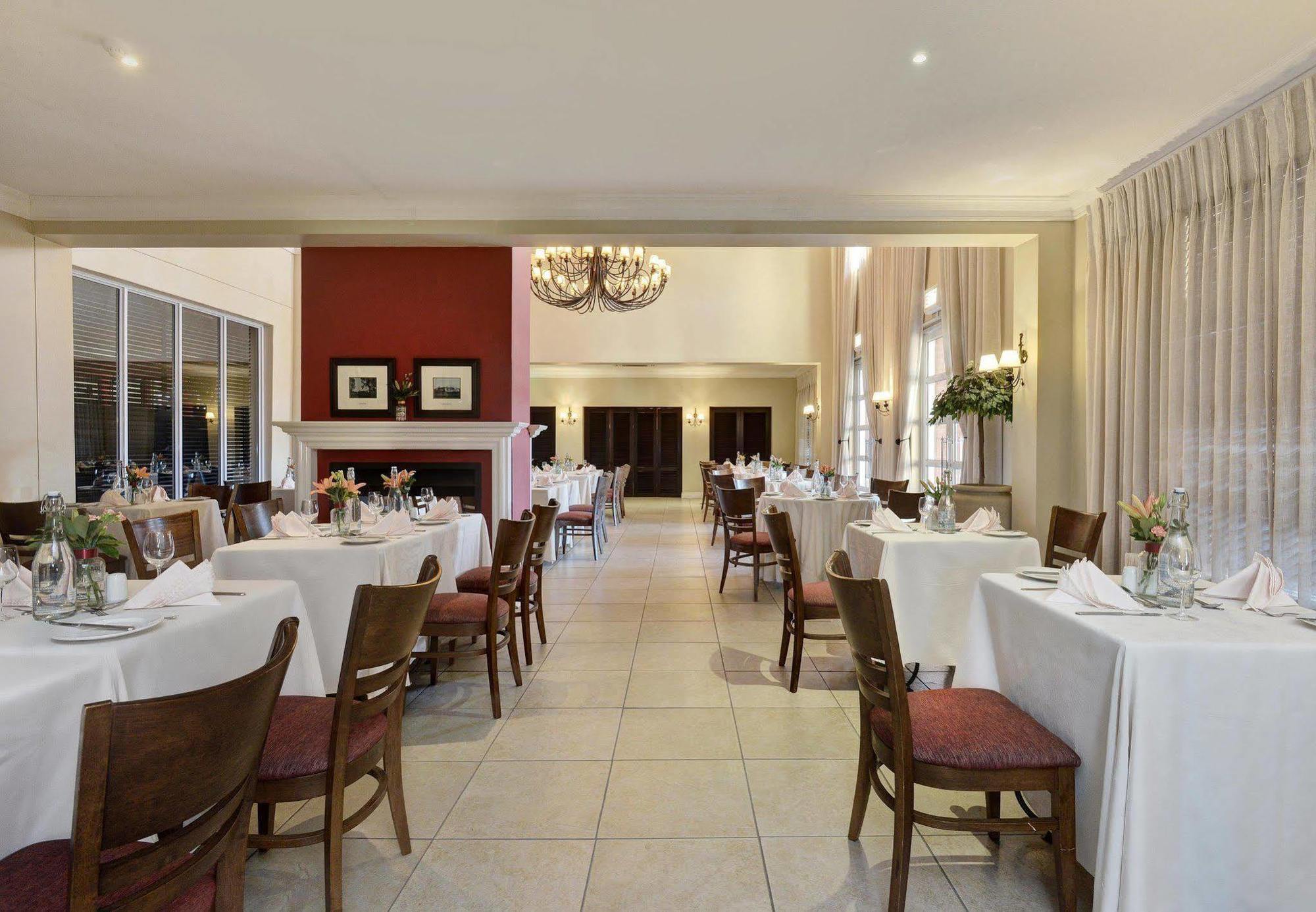 Protea Hotel By Marriott Mahikeng Mafikeng Zewnętrze zdjęcie