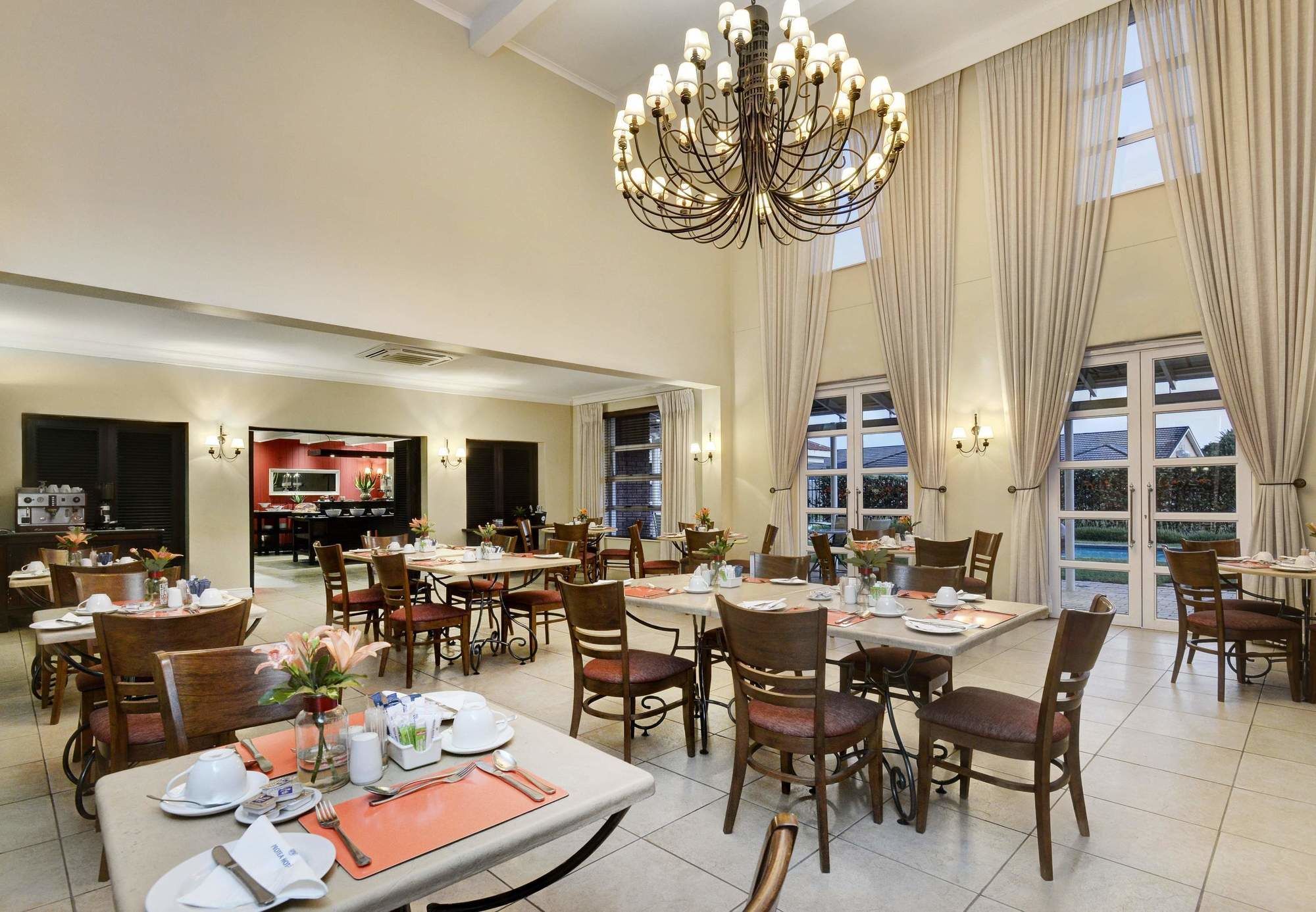 Protea Hotel By Marriott Mahikeng Zewnętrze zdjęcie